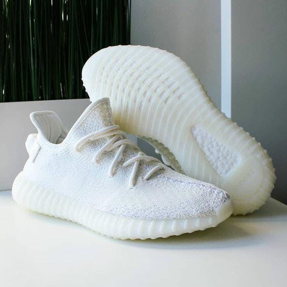 YEEZY 350 V2 TRIPLE WHITE