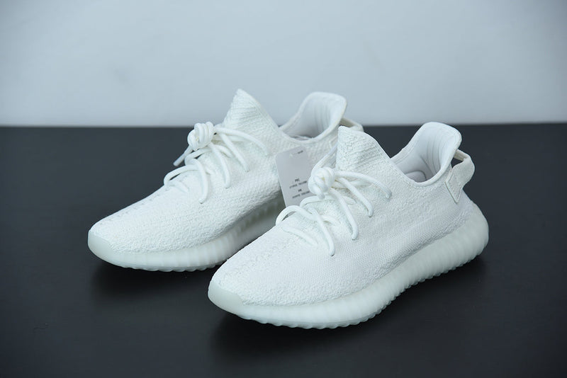 YEEZY 350 V2 TRIPLE WHITE