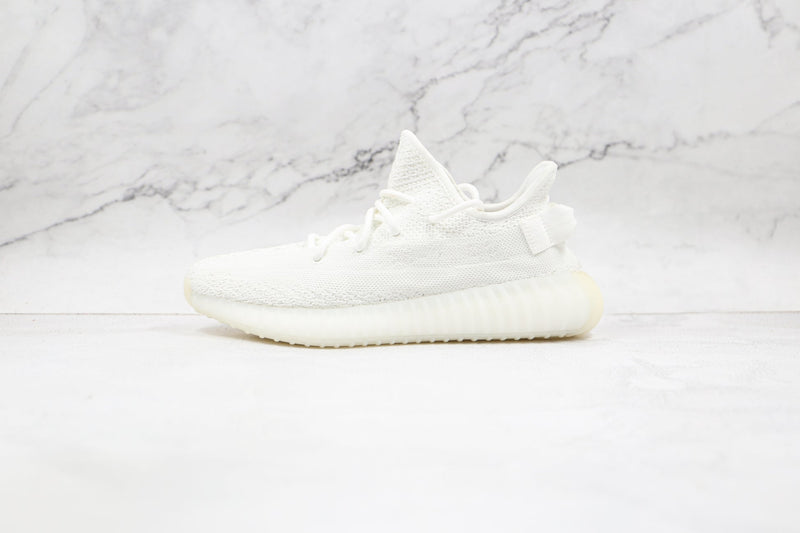 YEEZY 350 V2 TRIPLE WHITE