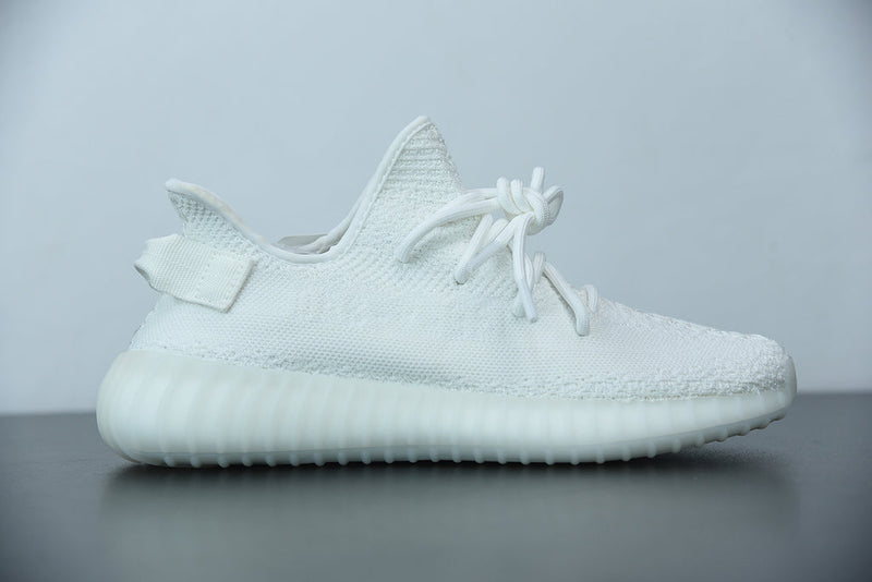 YEEZY 350 V2 TRIPLE WHITE