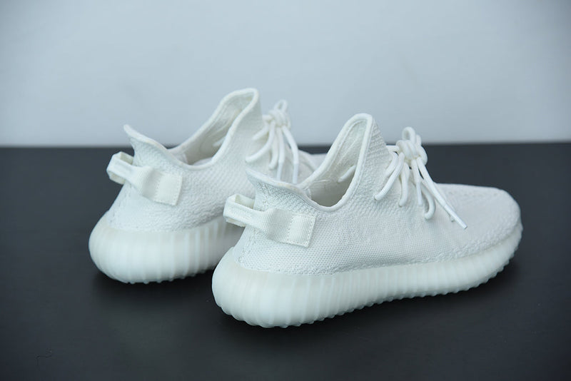 YEEZY 350 V2 TRIPLE WHITE